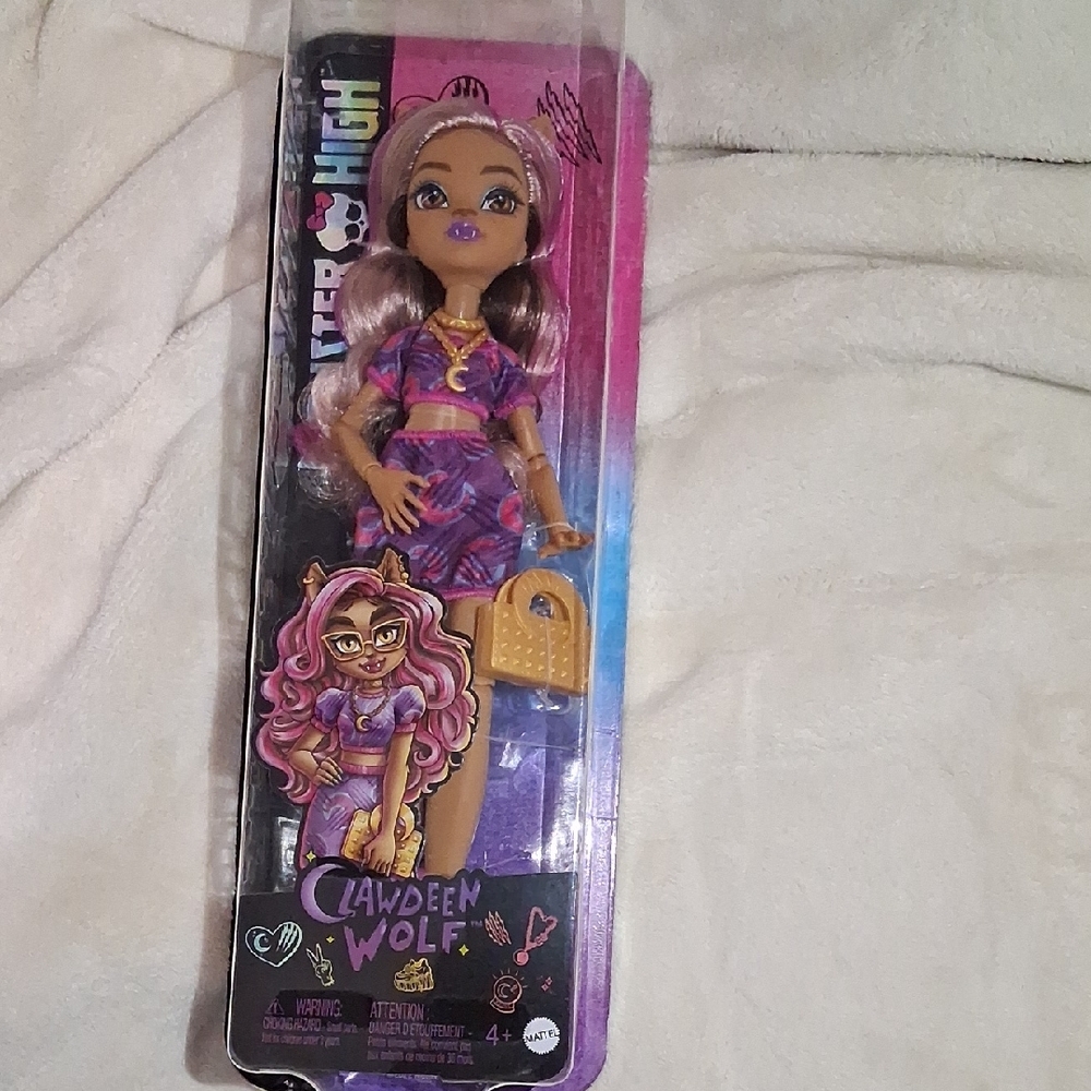 Monster High Clawdeen Wolf Doll in Purple and Gold
